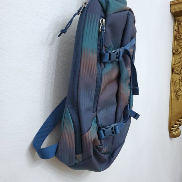 Patagonia Atom 8L Sling Bag - Picture 6 of 16